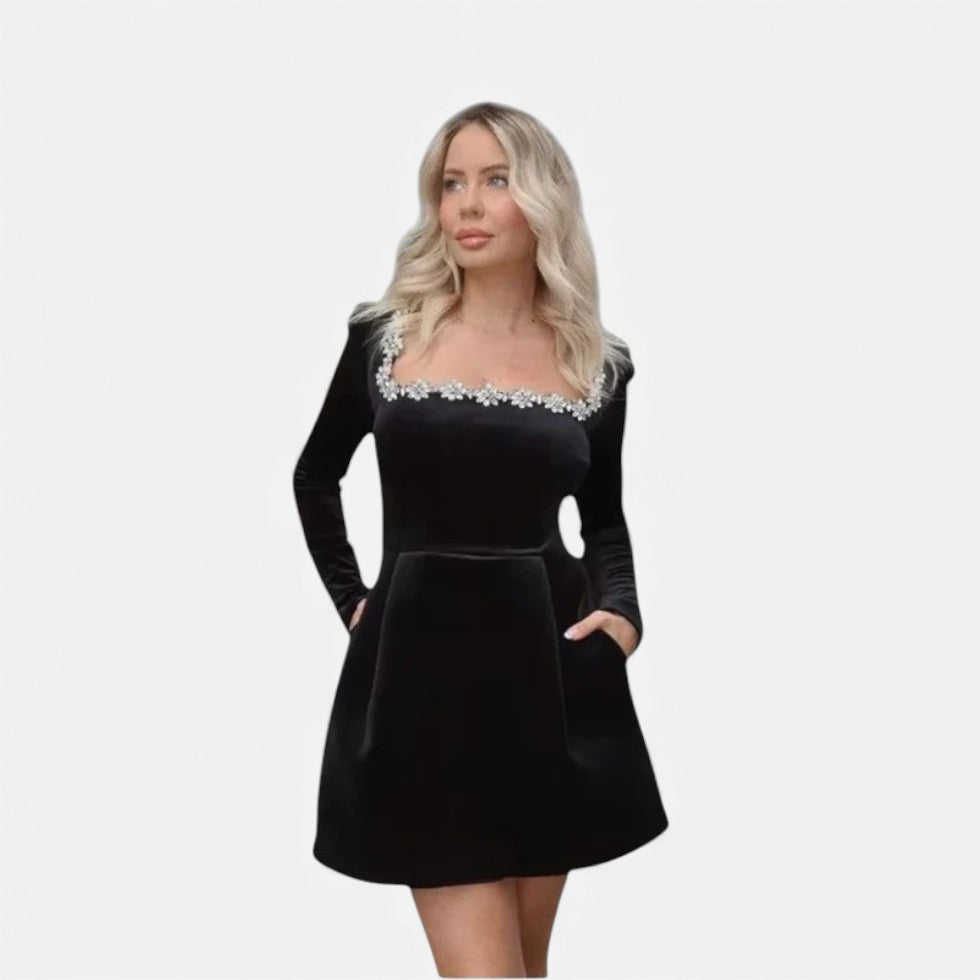 Czarna Aksamitna Sukienka Mini dla Kobiet | Ozdobne Kamienie, Elegancka na Wesele 0