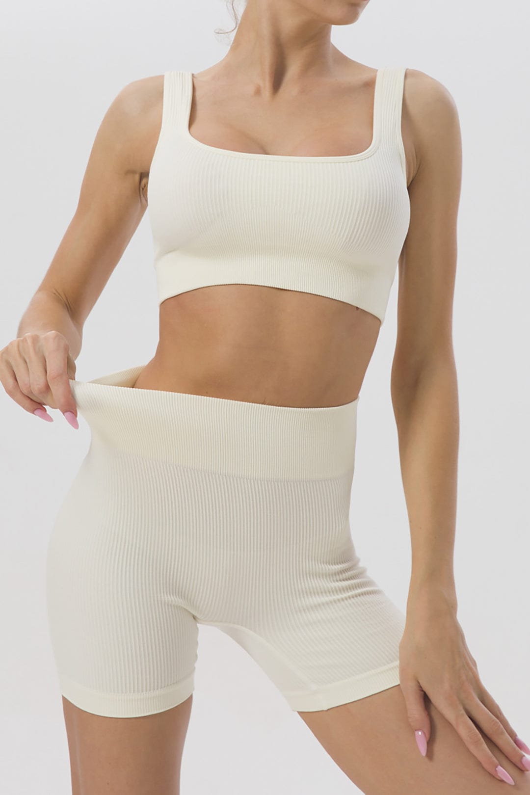 Ewa Women's Sports Set | Seamless, Breathable Fabric 7