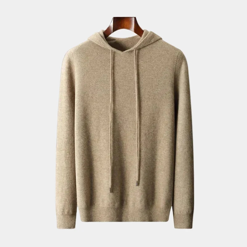 Męski dzianinowy sweter z kapturem