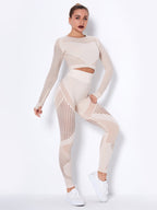Lina Women's Sports Set | Seamless Design 10
