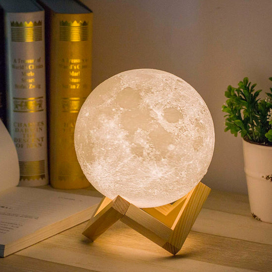 LunaGlow Lampka Księżycowa | 16 Kolorów, Pilot, Drewniany Stojak 0