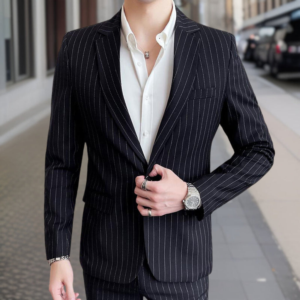 Męski Garnitur | Elegancki Dwuczęściowy Garnitur w Paski, Nowoczesny Styl 0