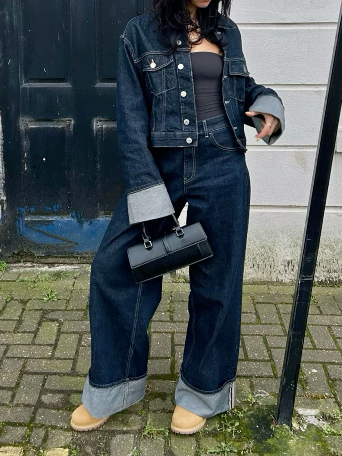Nina Zestaw Damski | Krótka Kurtka i Dopasowane Spodnie 6