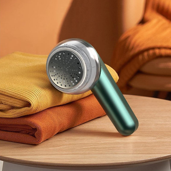 Pro Lint Remover | USB Rechargeable, Compact 2